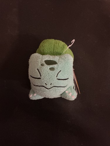 Inch bulbasaur sleeping - inch,